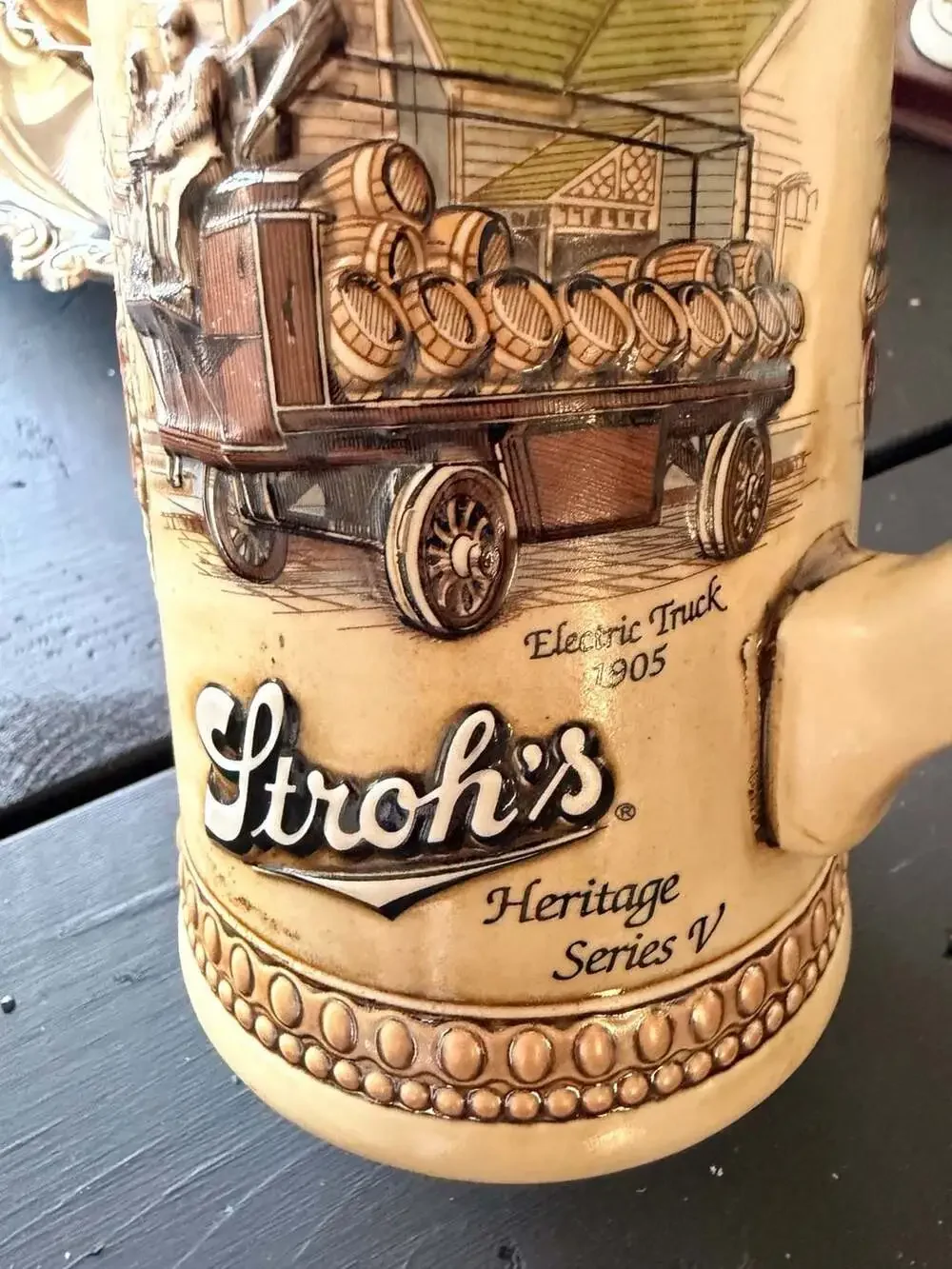 VTG Stroh's Heritage Series V Beer Delivery Packard Truck 1913 Beer Stein